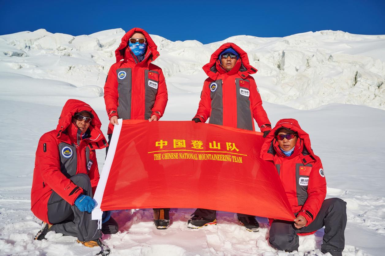 守好国门！西藏边防官兵海拔5400米巡逻|融媒体|西藏|边防官兵_新浪新闻