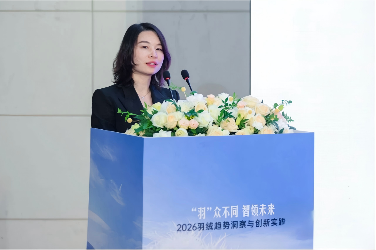 杭州华英新塘羽绒制品有限公司总经理许玲芳