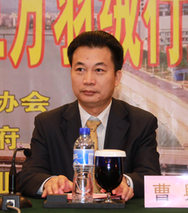 吴川市市委书记曹兴