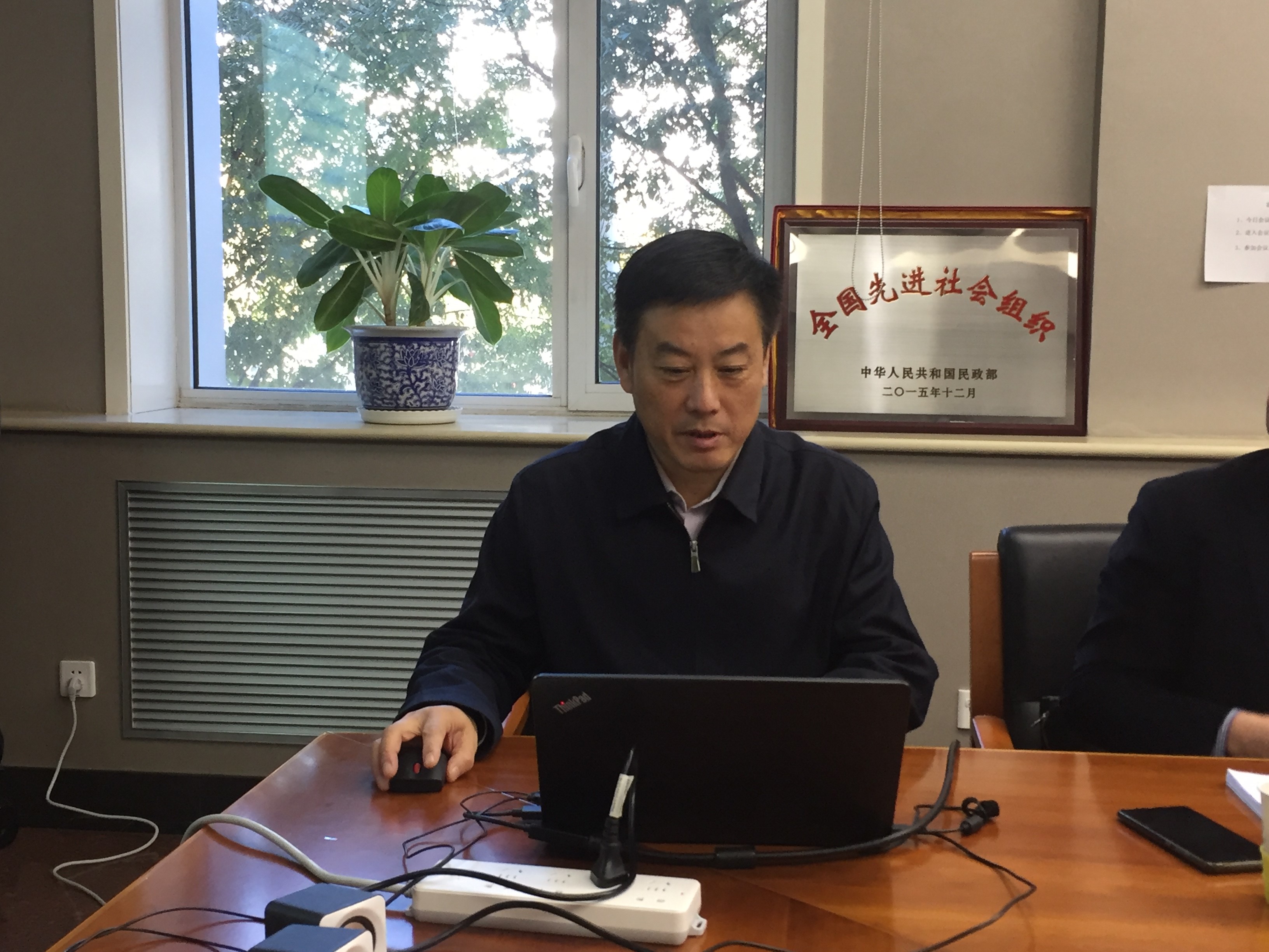 无为市副市长朱本芳